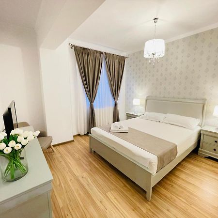 Royal Moonlight Apartment Мамая Экстерьер фото